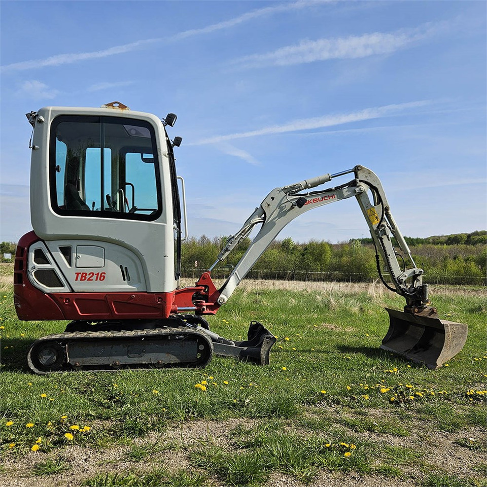 Takeuchi TB216 - Mini excavator: picture 4 Takeuchi TB216 - Mini excavator: picture 4