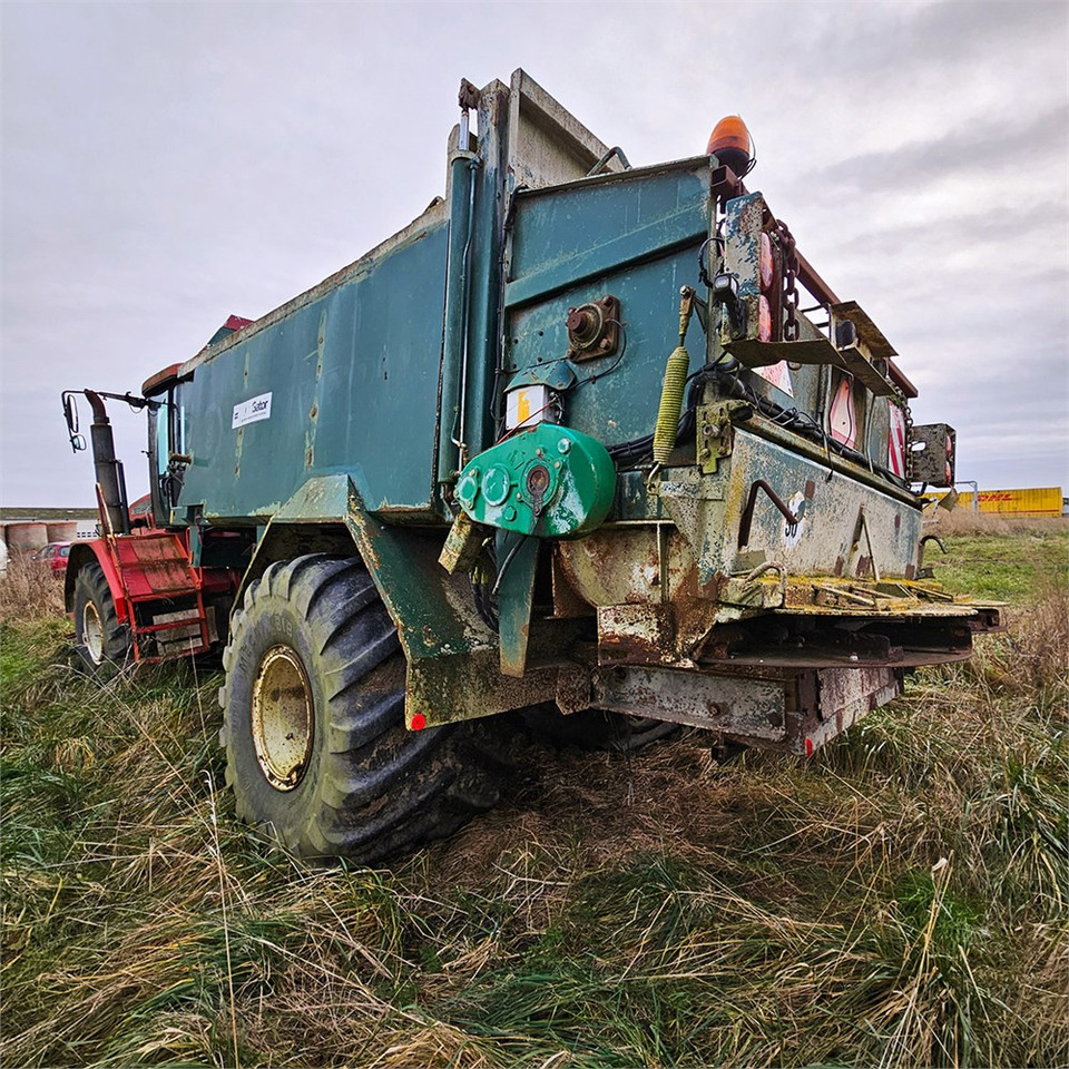 Terragator 2104 - Fertilizing equipment: picture 5 Terragator 2104 - Fertilizing equipment: picture 5
