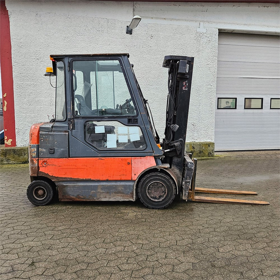 Toyota 7FBMF30 - Forklift: picture 1 Toyota 7FBMF30 - Forklift: picture 1