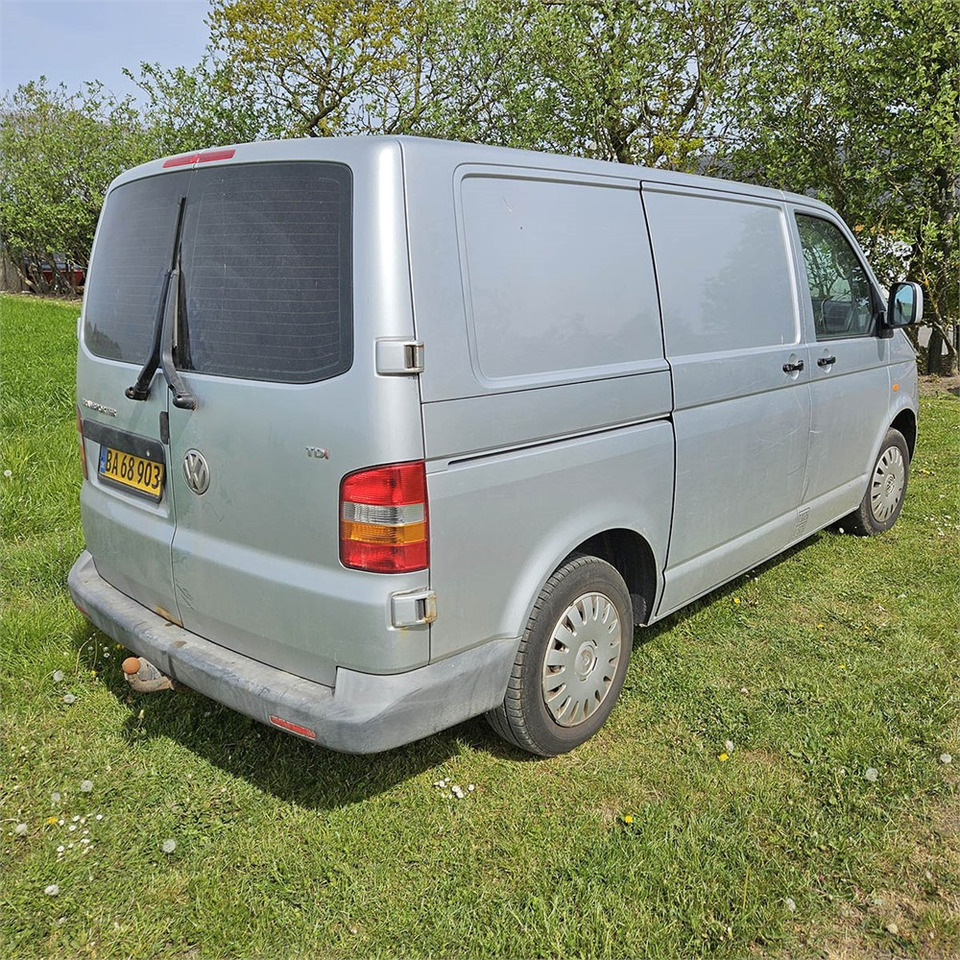 VW Transporter - Small van: picture 3 VW Transporter - Small van: picture 3