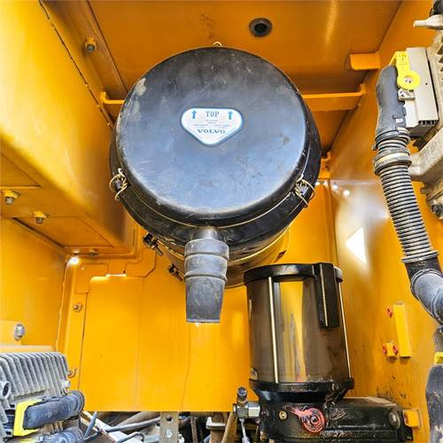 Leasing of Volvo EC300 EL Volvo EC300 EL: picture 45