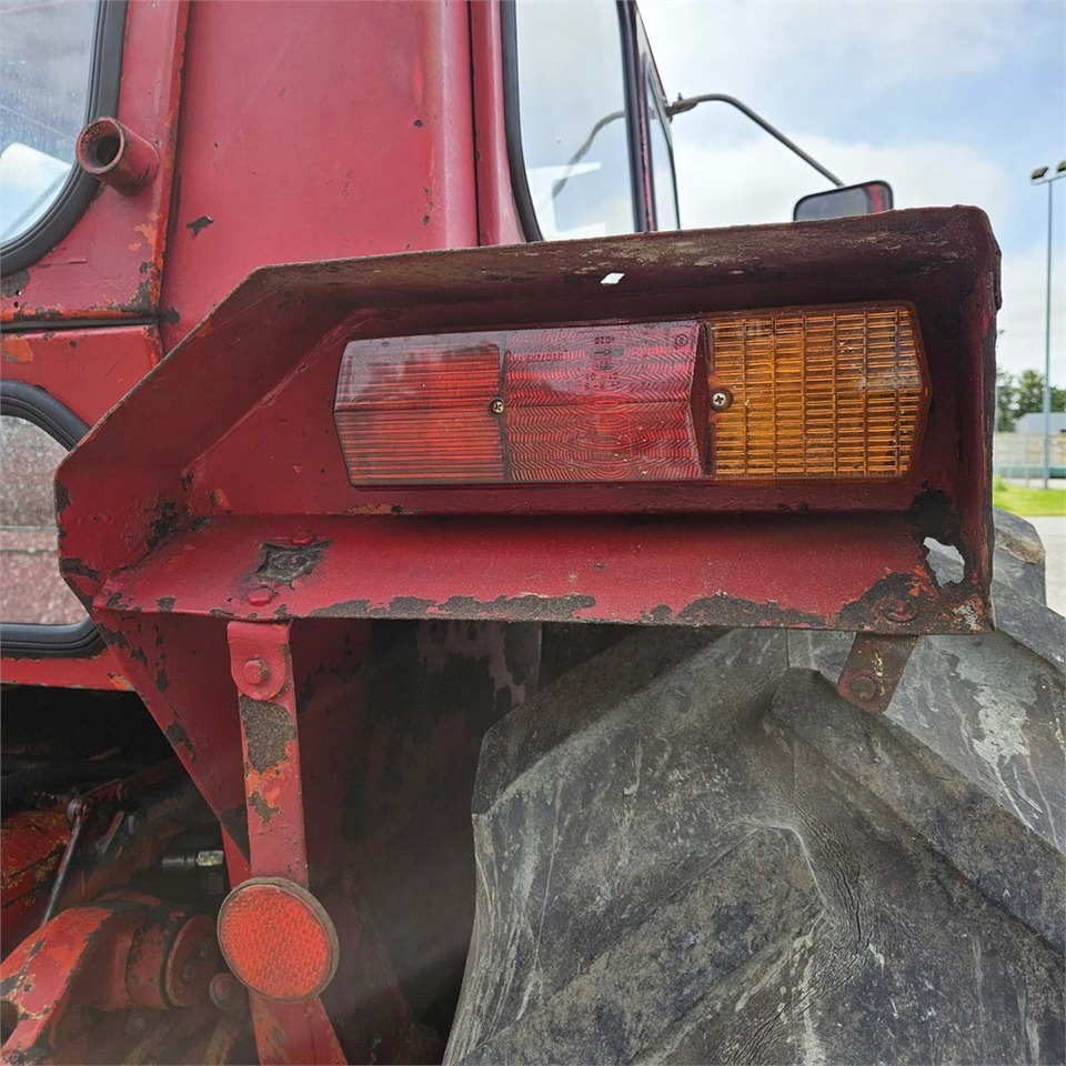 Farm tractor Volvo T800 B: picture 28