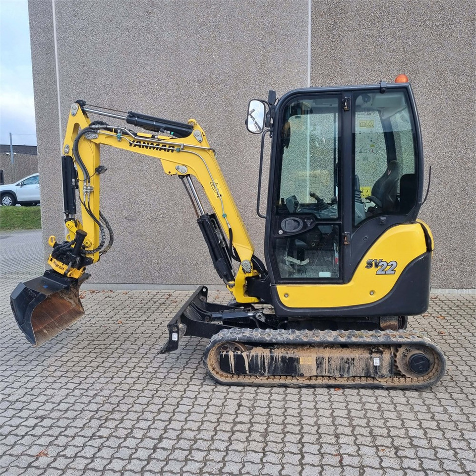 Yanmar SV22 - Mini excavator: picture 2 Yanmar SV22 - Mini excavator: picture 2