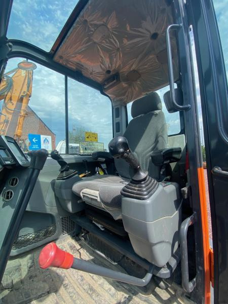 Mini excavator Doosan DX 85R-3: picture 9