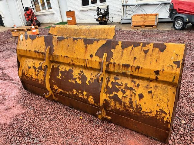 HYDREMA 2M45 - Loader bucket: picture 4 HYDREMA 2M45 - Loader bucket: picture 4