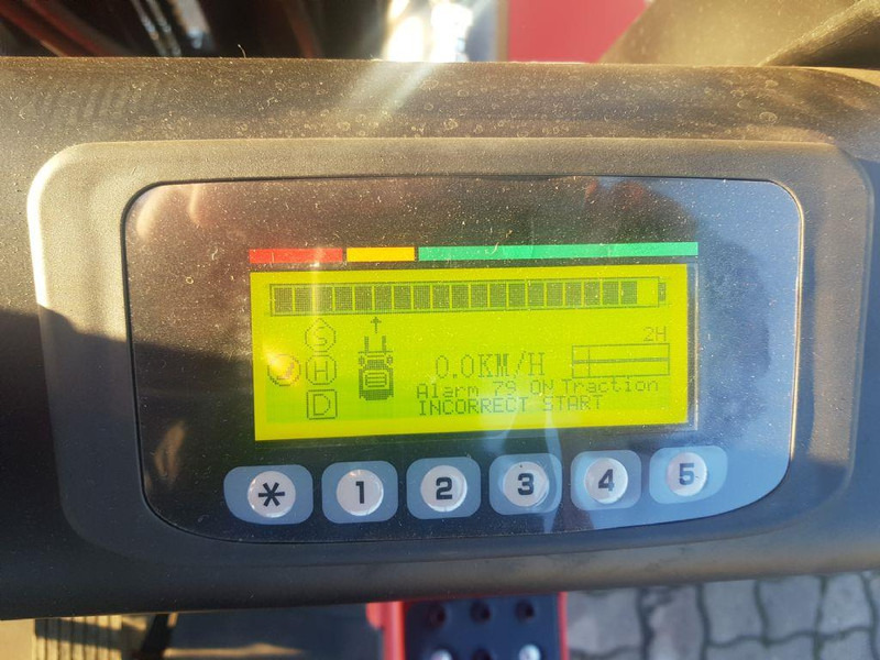 Electric forklift EP EFL302: picture 8 Electric forklift EP EFL302: picture 8