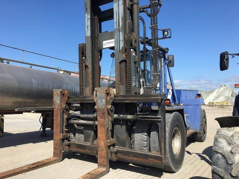 Kalmar DCD28-1200LB - Diesel forklift: picture 3 Kalmar DCD28-1200LB - Diesel forklift: picture 3