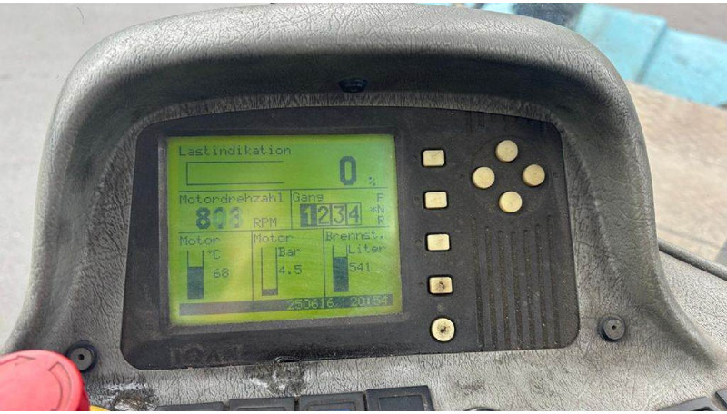 SMV SC4127TA5 - Reach stacker: picture 3 SMV SC4127TA5 - Reach stacker: picture 3