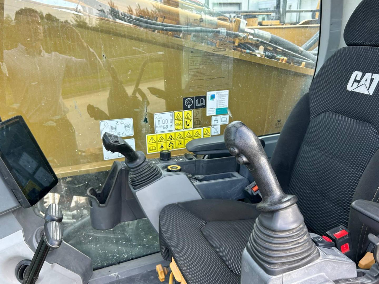 CAT 374 - Crawler excavator: picture 5 CAT 374 - Crawler excavator: picture 5
