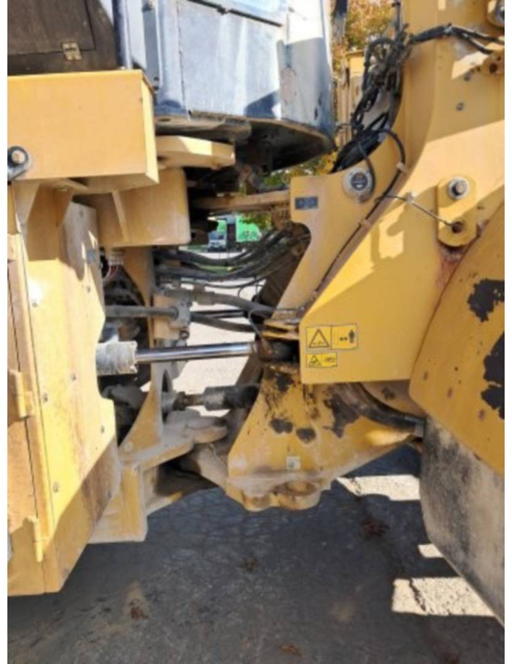 Wheel loader CAT 972M: picture 17 Wheel loader CAT 972M: picture 17