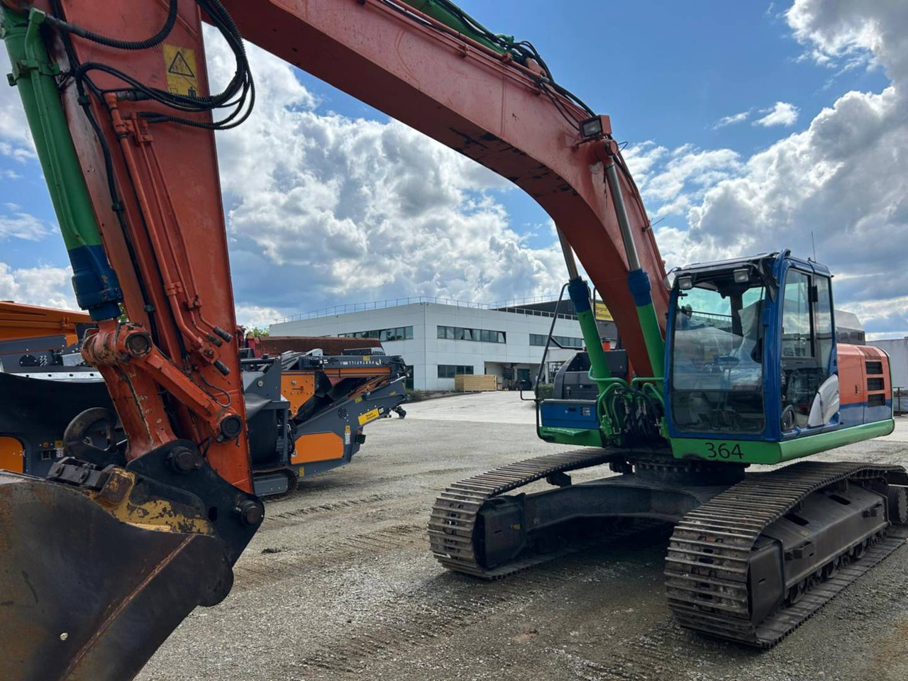 HITACHI ZX300LC- 6 - Crawler excavator: picture 1 HITACHI ZX300LC- 6 - Crawler excavator: picture 1