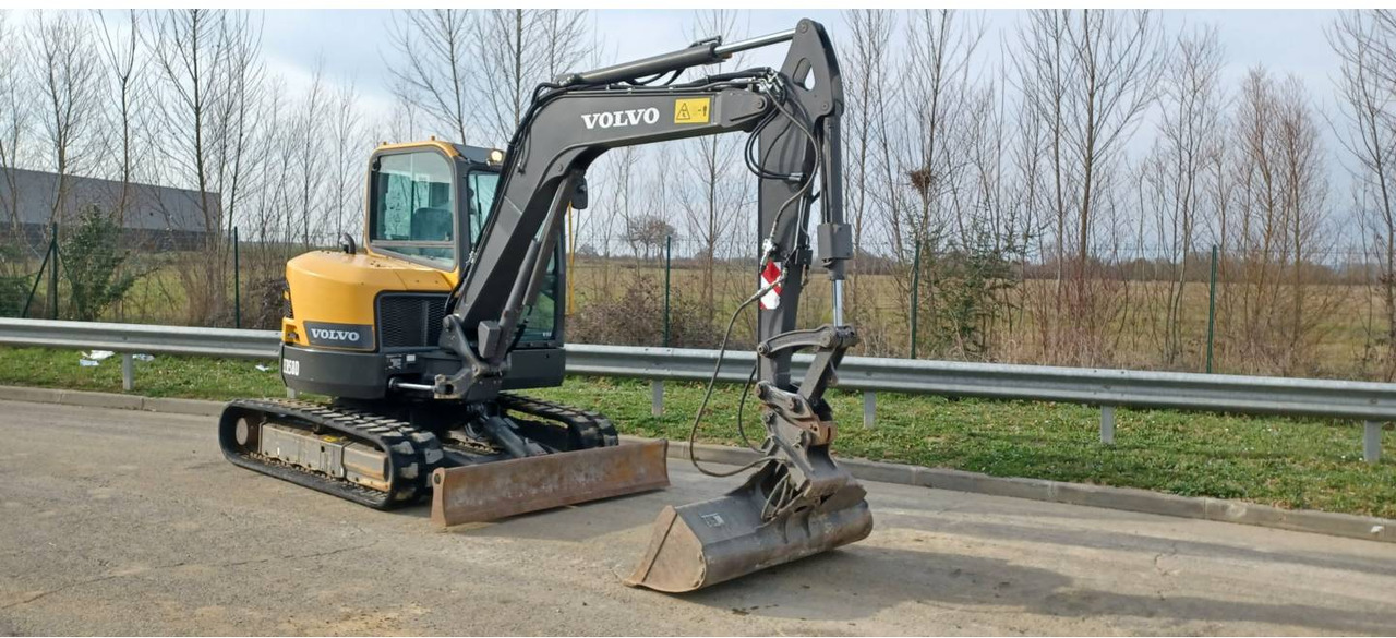 VOLVO CONSTRUCTION EQUIPMENT ECR58D - Crawler excavator: picture 2 VOLVO CONSTRUCTION EQUIPMENT ECR58D - Crawler excavator: picture 2