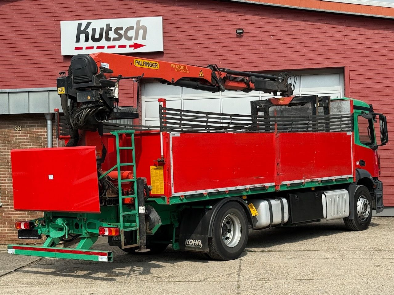 Mercedes-Benz Antos 1832L mit Palfinger PK 12001L Heckkran - Dropside/ Flatbed truck, Crane truck: picture 5 Mercedes-Benz Antos 1832L mit Palfinger PK 12001L Heckkran - Dropside/ Flatbed truck, Crane truck: picture 5