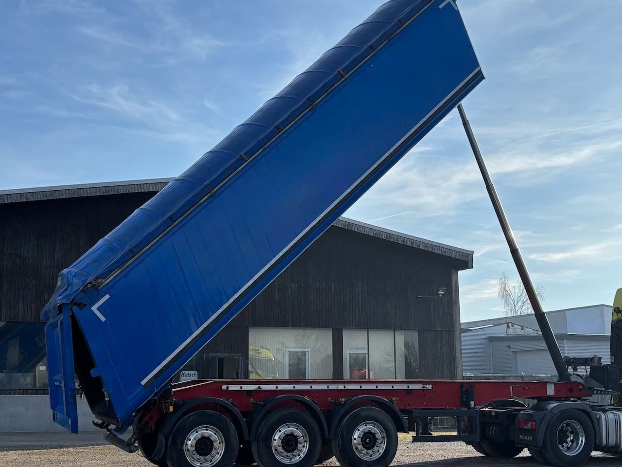 Schmitz Cargobull SKI 24 LS Alukipper, elektr. Cramaro Funk, 34m³ - Tipper semi-trailer: picture 5 Schmitz Cargobull SKI 24 LS Alukipper, elektr. Cramaro Funk, 34m³ - Tipper semi-trailer: picture 5