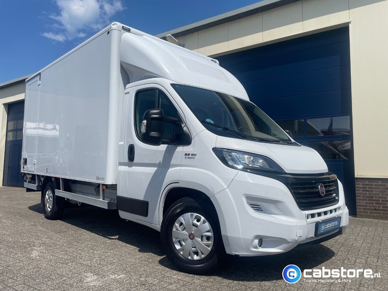 Fiat Ducato 2.3 Multijet 160 Pk Euro 6 - Bouwjaar 2021 - Handgeschakeld 6 speed - Airco - 3 zitplaatsen - Laadklep - Box truck: picture 1 Fiat Ducato 2.3 Multijet 160 Pk Euro 6 - Bouwjaar 2021 - Handgeschakeld 6 speed - Airco - 3 zitplaatsen - Laadklep - Box truck: picture 1