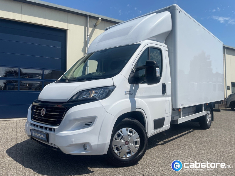 Fiat Ducato 2.3 Multijet 160 Pk Euro 6 - Bouwjaar 2021 - Handgeschakeld 6 speed - Airco - 3 zitplaatsen - Laadklep - Box truck: picture 2 Fiat Ducato 2.3 Multijet 160 Pk Euro 6 - Bouwjaar 2021 - Handgeschakeld 6 speed - Airco - 3 zitplaatsen - Laadklep - Box truck: picture 2