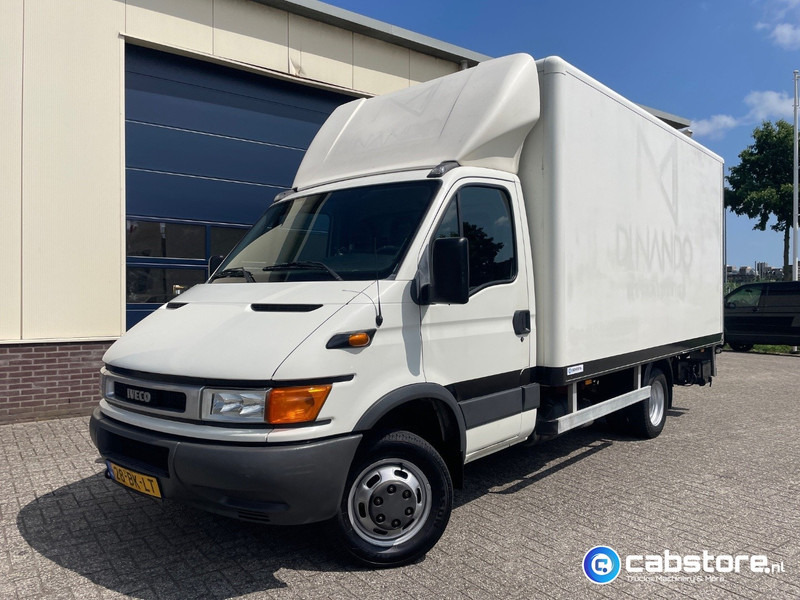 Iveco 40C12 Daily 4x2 Bakwagen Euro 3 - Bouwjaar 2003 - APK tot 10-05-2026 -Handgeschakelde versnellingsbak - Box van: picture 2 Iveco 40C12 Daily 4x2 Bakwagen Euro 3 - Bouwjaar 2003 - APK tot 10-05-2026 -Handgeschakelde versnellingsbak - Box van: picture 2