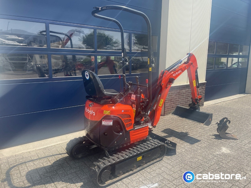 Kubota U10-3 Mini graafmachine - 900 kg - Verbreedbaar - Bouwjaar 2020 - Uren 1193 !! - 2 graafbakken - Zeer mooie machine - Mini excavator: picture 3 Kubota U10-3 Mini graafmachine - 900 kg - Verbreedbaar - Bouwjaar 2020 - Uren 1193 !! - 2 graafbakken - Zeer mooie machine - Mini excavator: picture 3