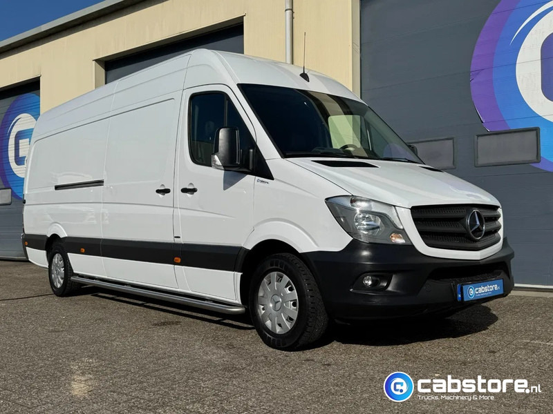 Mercedes-Benz Sprinter 316 CDI L3/H2 316 CDI Euro 5 - L3/H2 - Automaat - Geïntegreerde rijplaten in vloer - Bearlock - Year 2015 - Nieuwe banden - Panel van: picture 2 Mercedes-Benz Sprinter 316 CDI L3/H2 316 CDI Euro 5 - L3/H2 - Automaat - Geïntegreerde rijplaten in vloer - Bearlock - Year 2015 - Nieuwe banden - Panel van: picture 2