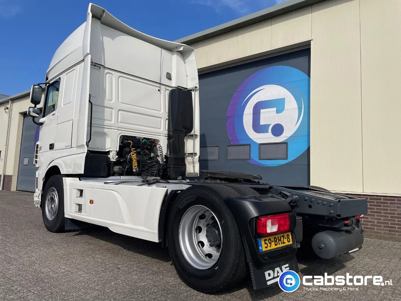 DAF XF 460 FT Euro 6 - SSC - Year 2017 - APK 23-09-2025 - 2 Dieseltanks - NL Truck! - Tractor unit: picture 4 DAF XF 460 FT Euro 6 - SSC - Year 2017 - APK 23-09-2025 - 2 Dieseltanks - NL Truck! - Tractor unit: picture 4