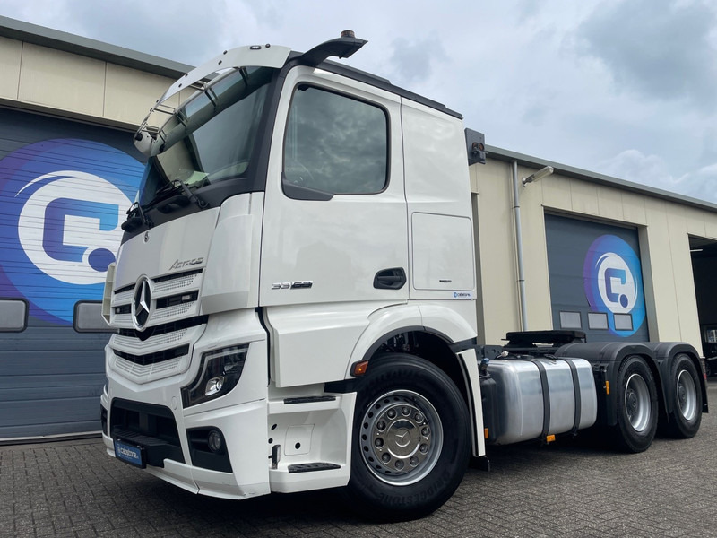 Mercedes-Benz ACTROS 3363 6x4 SLT Euro 6 - Zwaartransport - Heavy Load - Schwertransporte - 140 Ton - Year 2024 - Km 35.788 !! - Turbo Retarder Clutch - LIKE NEW !! - Tractor unit: picture 2 Mercedes-Benz ACTROS 3363 6x4 SLT Euro 6 - Zwaartransport - Heavy Load - Schwertransporte - 140 Ton - Year 2024 - Km 35.788 !! - Turbo Retarder Clutch - LIKE NEW !! - Tractor unit: picture 2