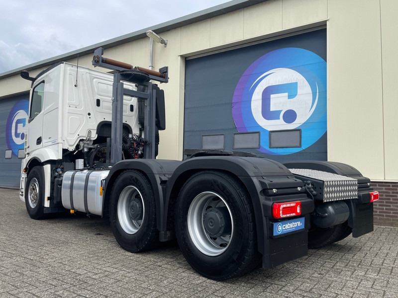 Mercedes-Benz ACTROS 3363 6x4 SLT Euro 6 - Zwaartransport - Heavy Load - Schwertransporte - 140 Ton - Year 2024 - Km 35.788 !! - Turbo Retarder Clutch - LIKE NEW !! - Tractor unit: picture 3 Mercedes-Benz ACTROS 3363 6x4 SLT Euro 6 - Zwaartransport - Heavy Load - Schwertransporte - 140 Ton - Year 2024 - Km 35.788 !! - Turbo Retarder Clutch - LIKE NEW !! - Tractor unit: picture 3