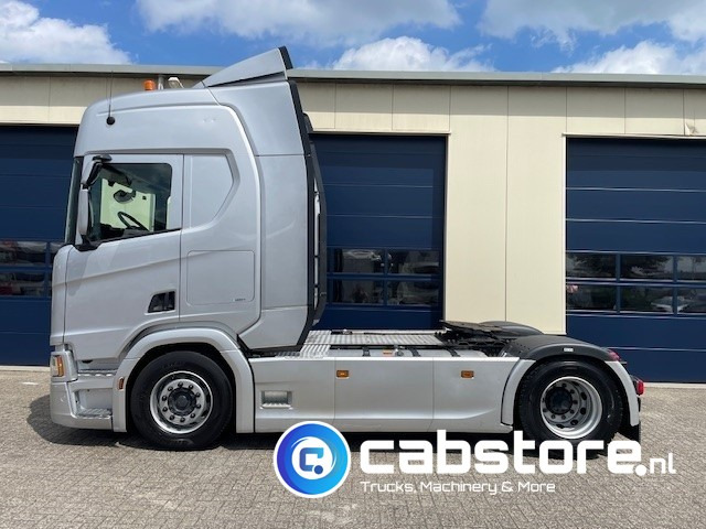 Scania R450 A4X2NA Highline Euro 6 - Retarder - Differentieelslot - Bouwjaar 11-2018 - Only Km 549.880 - APK tot 03-2026 - Tractor unit: picture 5 Scania R450 A4X2NA Highline Euro 6 - Retarder - Differentieelslot - Bouwjaar 11-2018 - Only Km 549.880 - APK tot 03-2026 - Tractor unit: picture 5