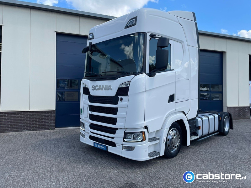 Scania S410 A 4x2 EB Euro 6 - MEGA VOLUME - RETARDER - Bouwjaar 2018 - S-Highline - Km 822.505 - Differentieelslot - Tractor unit: picture 1 Scania S410 A 4x2 EB Euro 6 - MEGA VOLUME - RETARDER - Bouwjaar 2018 - S-Highline - Km 822.505 - Differentieelslot - Tractor unit: picture 1
