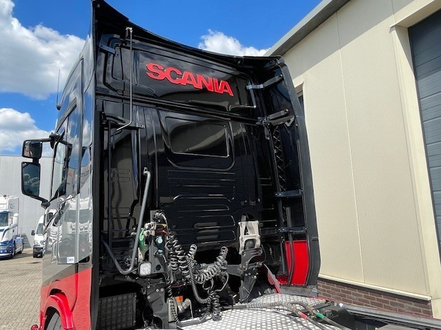 Scania S450 Scania S450 A4X2 NB - RETARDER - Hydaulic Unit - Year 2018 - S-Highline - Good condition - Tractor unit: picture 4 Scania S450 Scania S450 A4X2 NB - RETARDER - Hydaulic Unit - Year 2018 - S-Highline - Good condition - Tractor unit: picture 4