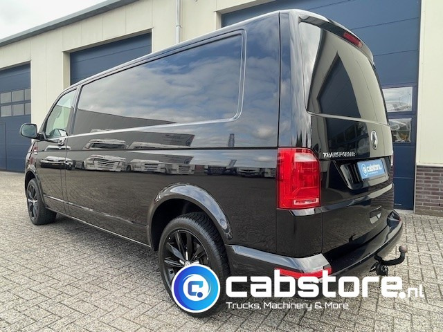 Volkswagen Transporter T6 2.0 TDI Euro 6 Volkswagen Transporter T6 TDI 2.0 Euro 6 - Bouwjaar 2017 - Gesloten bestelwagen - DSG 7 - L2-H1 - Achterklep - 18 Inch velgen - Small van: picture 3 Volkswagen Transporter T6 2.0 TDI Euro 6 Volkswagen Transporter T6 TDI 2.0 Euro 6 - Bouwjaar 2017 - Gesloten bestelwagen - DSG 7 - L2-H1 - Achterklep - 18 Inch velgen - Small van: picture 3