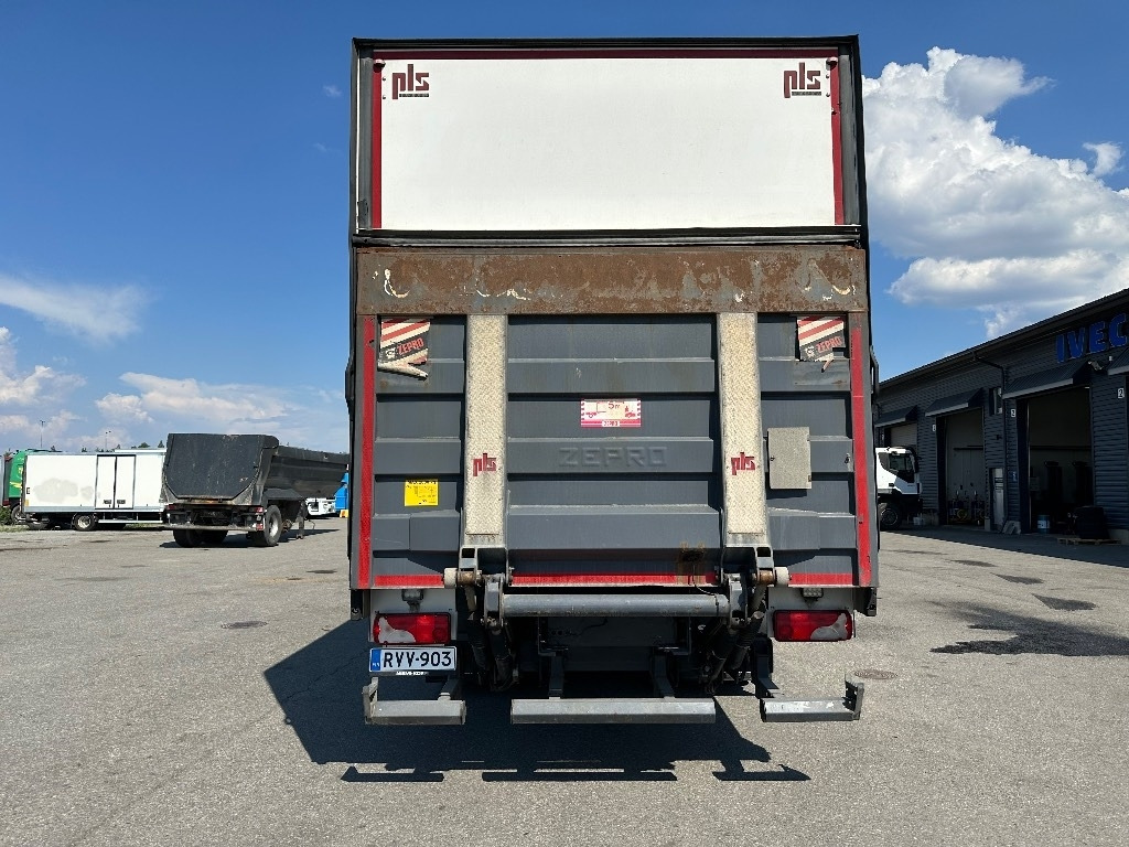 Scania P250 - Box truck: picture 5 Scania P250 - Box truck: picture 5