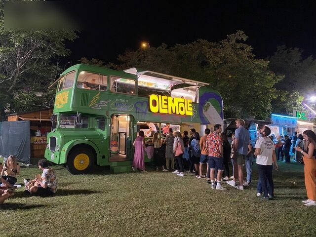 Double-decker bus British Bus Mobile Opening Roof: picture 10 Double-decker bus British Bus Mobile Opening Roof: picture 10