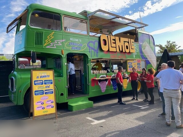 Double-decker bus British Bus Mobile Opening Roof: picture 12 Double-decker bus British Bus Mobile Opening Roof: picture 12