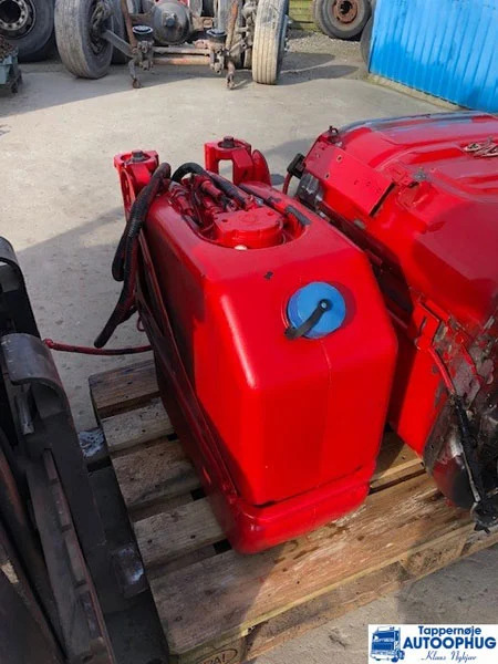 Scania Adblue tank / Reductant tank P/N: 2244863 - AdBlue tank for Truck: picture 1 Scania Adblue tank / Reductant tank P/N: 2244863 - AdBlue tank for Truck: picture 1