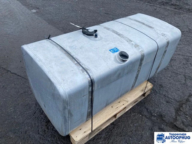 Scania Diesel tank 700 liter Scania 1871192 - Fuel tank for Truck: picture 1 Scania Diesel tank 700 liter Scania 1871192 - Fuel tank for Truck: picture 1