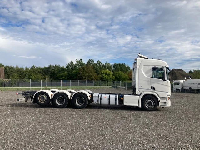 Scania R660 8X4/4 - Cab chassis truck: picture 3 Scania R660 8X4/4 - Cab chassis truck: picture 3