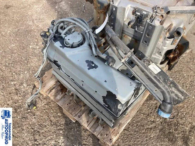 Scania adblue tank – reductant tank Scania 2196094 - AdBlue tank for Truck: picture 3 Scania adblue tank – reductant tank Scania 2196094 - AdBlue tank for Truck: picture 3