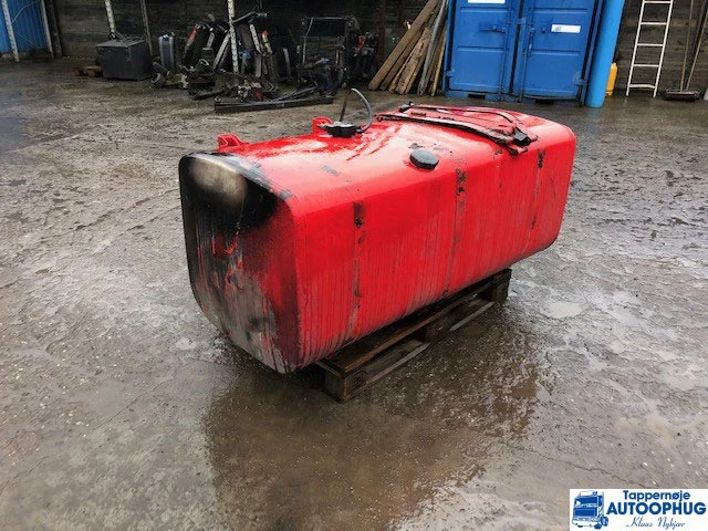 Scania brændstoftank 700L P/N: 1871192 / 1517309 - Fuel tank for Truck: picture 1 Scania brændstoftank 700L P/N: 1871192 / 1517309 - Fuel tank for Truck: picture 1