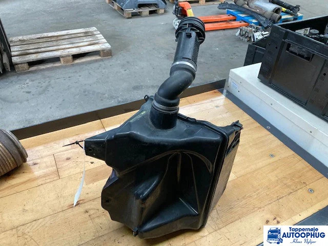 Scania sprinkler beholder Scania 2707037 - Body and exterior for Truck: picture 2 Scania sprinkler beholder Scania 2707037 - Body and exterior for Truck: picture 2