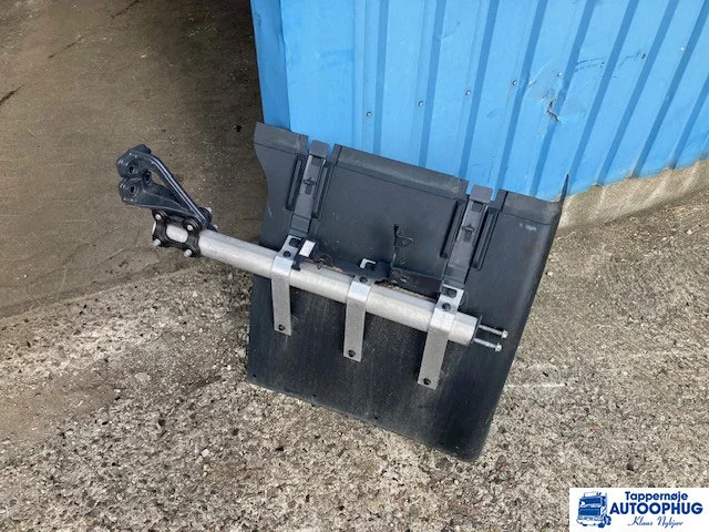 Scania twinsteer skærm sæt med beslag - Body and exterior for Truck: picture 5 Scania twinsteer skærm sæt med beslag - Body and exterior for Truck: picture 5