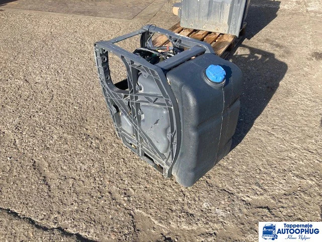 Volvo Adblue tank 21645367 – 23251720 - AdBlue tank for Truck: picture 1 Volvo Adblue tank 21645367 – 23251720 - AdBlue tank for Truck: picture 1