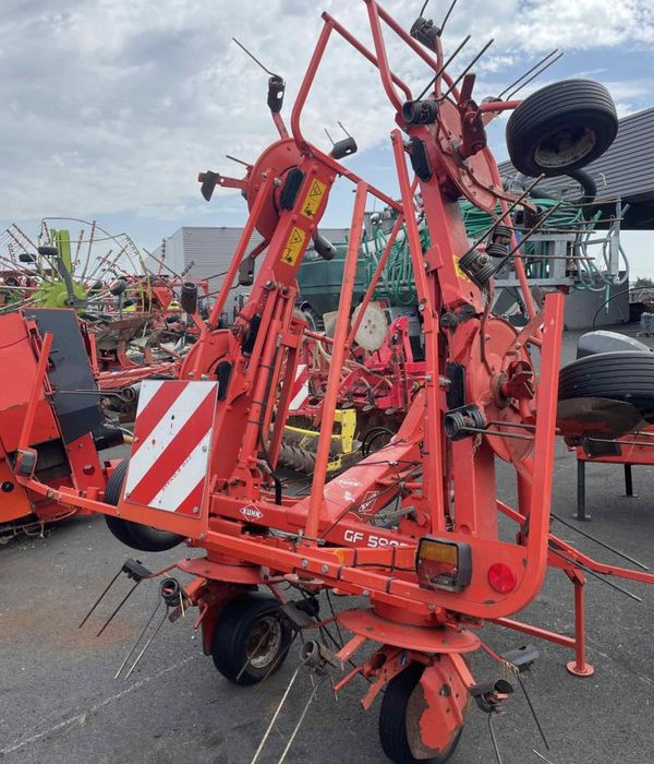Kuhn GF 5902 - Tedder/ Rake: picture 2 Kuhn GF 5902 - Tedder/ Rake: picture 2