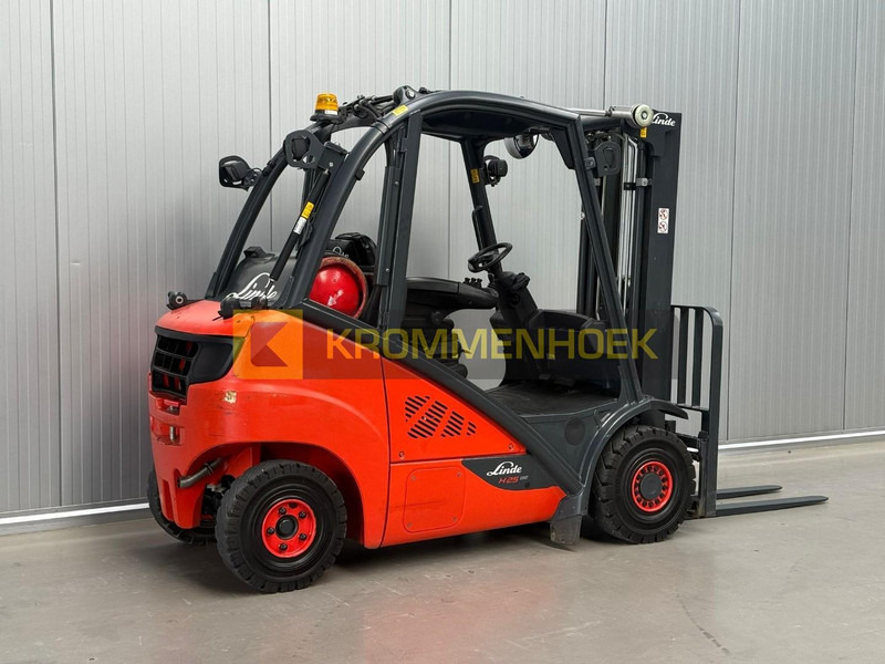 Linde H 25 T - LPG forklift: picture 4 Linde H 25 T - LPG forklift: picture 4