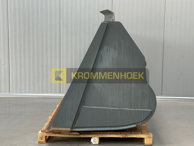 Volvo Bucket L110 / L120 Dichte bak L120 - Bucket for Loader: picture 2 Volvo Bucket L110 / L120 Dichte bak L120 - Bucket for Loader: picture 2