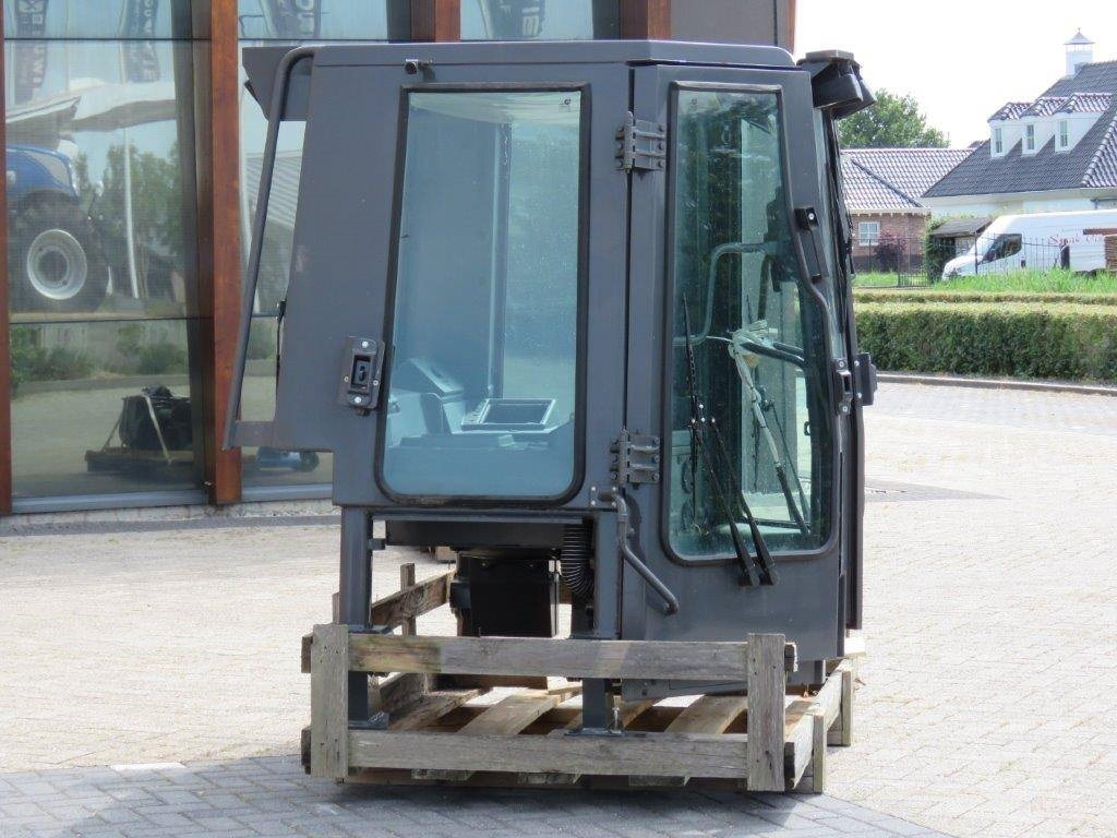 New Cab for Agricultural machinery CNH Kabine - CNH CE - 87317280: picture 8