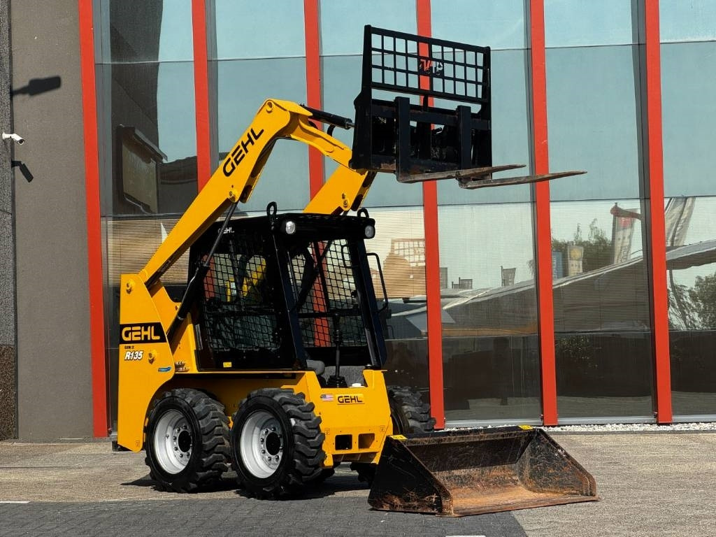 Gehl R135 / Mantitou 1350R, 2022, 115 hours! - Crawler excavator: picture 4 Gehl R135 / Mantitou 1350R, 2022, 115 hours! - Crawler excavator: picture 4