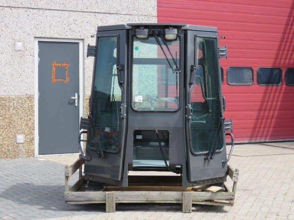 New Holland CE - Other machinery: picture 4 New Holland CE - Other machinery: picture 4