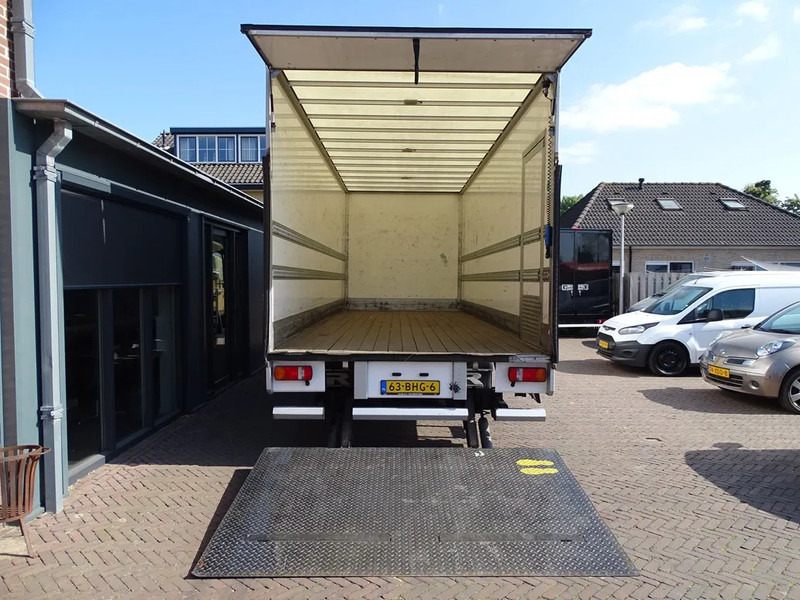 MAN TGL 12.180 EURO 6 LAADKLEP AIRCO AUTOMAAT NAVI 1ST OWNER - Box truck: picture 4 MAN TGL 12.180 EURO 6 LAADKLEP AIRCO AUTOMAAT NAVI 1ST OWNER - Box truck: picture 4