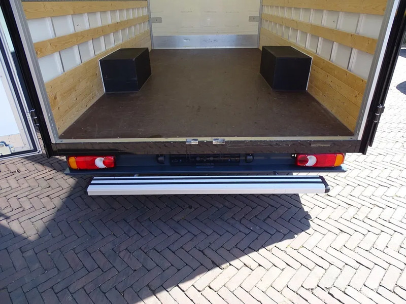 Renault Master 2.3 160PK LOWLINER LMV Veel opties 5887KM! - Box van: picture 5 Renault Master 2.3 160PK LOWLINER LMV Veel opties 5887KM! - Box van: picture 5