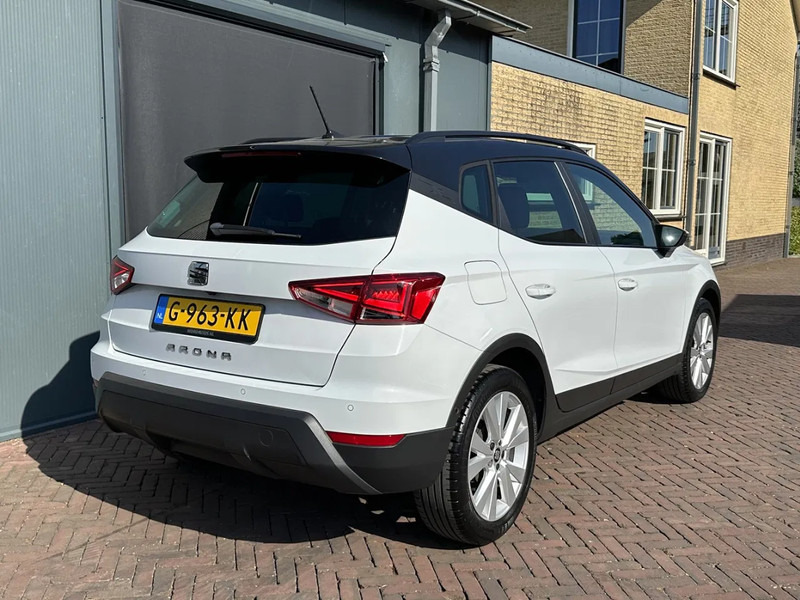 SEAT Arona 1.0 TSI Style Business Intense Dealeronderhouden Cruise Clima Navi Camera Parkeersensoren Lmv - Hatchback: picture 3 SEAT Arona 1.0 TSI Style Business Intense Dealeronderhouden Cruise Clima Navi Camera Parkeersensoren Lmv - Hatchback: picture 3